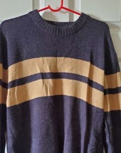 H&M crewneck sweater